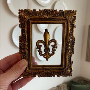 Ornate Gold Fleur-de-Lis Frame